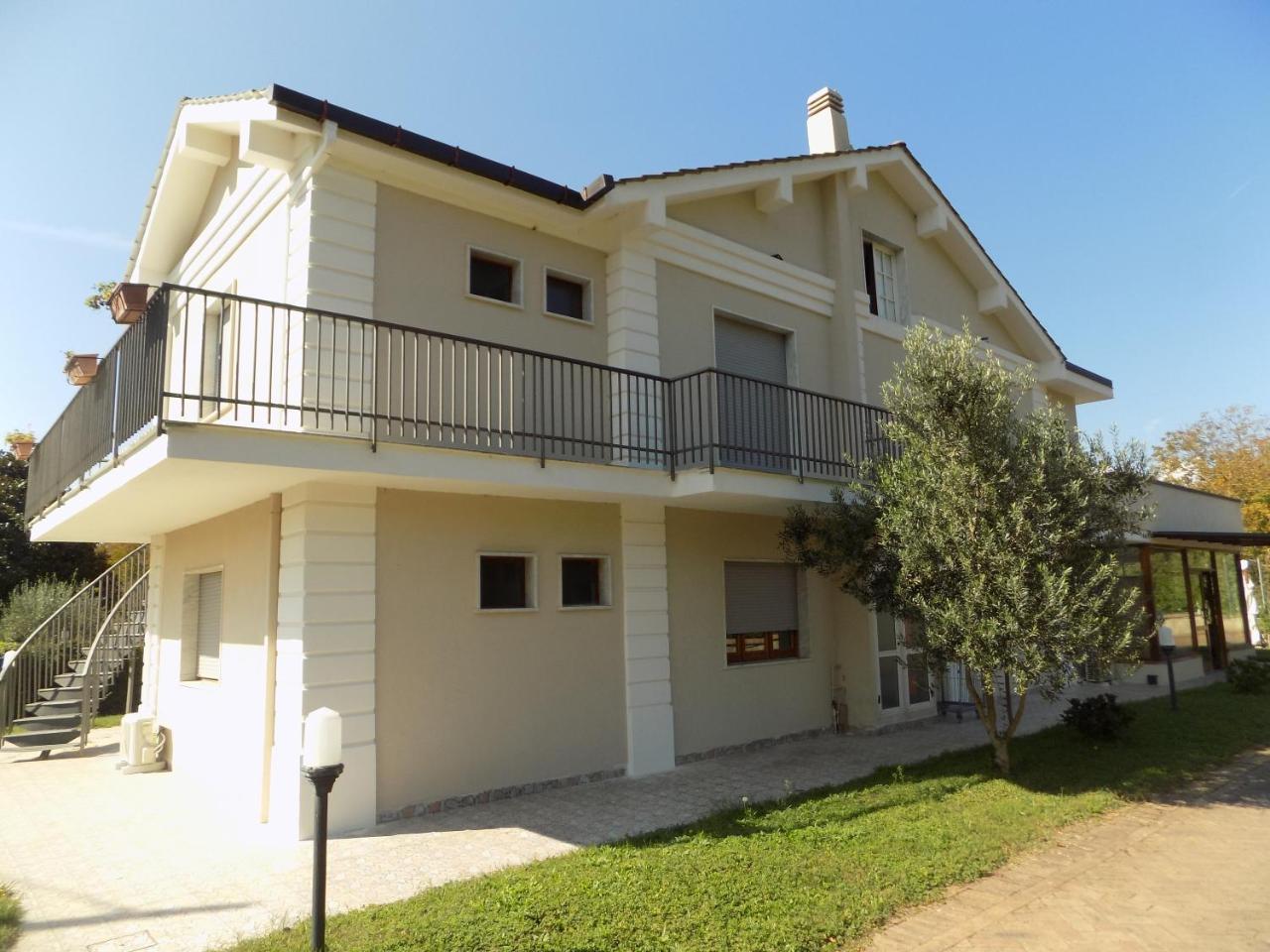 Guesthouse Il Ciliegio Sorbo Serpico エクステリア 写真